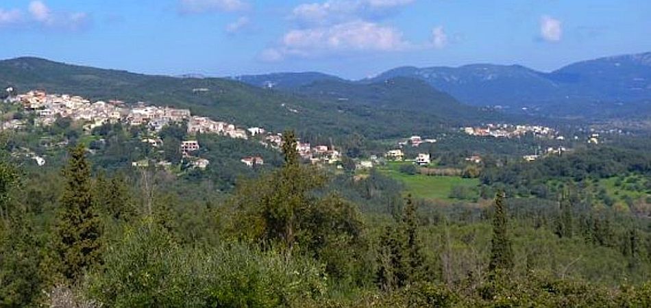 Walking in central (north) Corfu